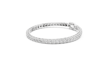 11 Pointer Round Cut Diamond Tennis Bracelet in White Gold | Elegant Luxury Bracelet