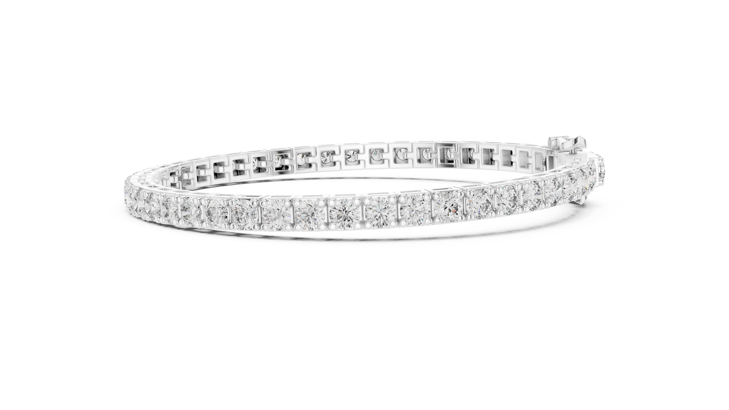 30 Pointer Round Diamond Tennis Bracelet in 14K Yellow Gold