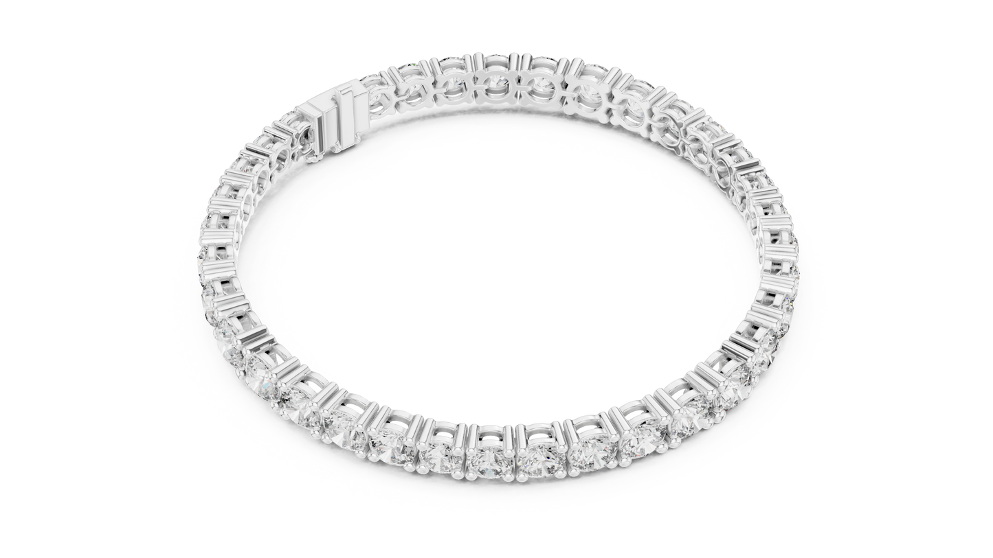 Graduated Round Brilliant Lab Grown Diamond Tennis Bracelet in Yellow Gold