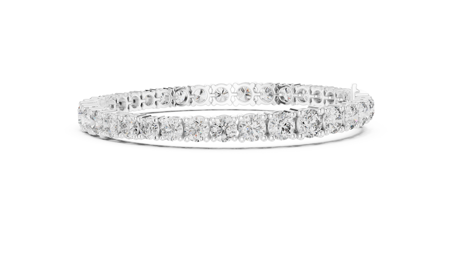 Graduated Round Brilliant Lab Grown Diamond Tennis Bracelet in Yellow Gold