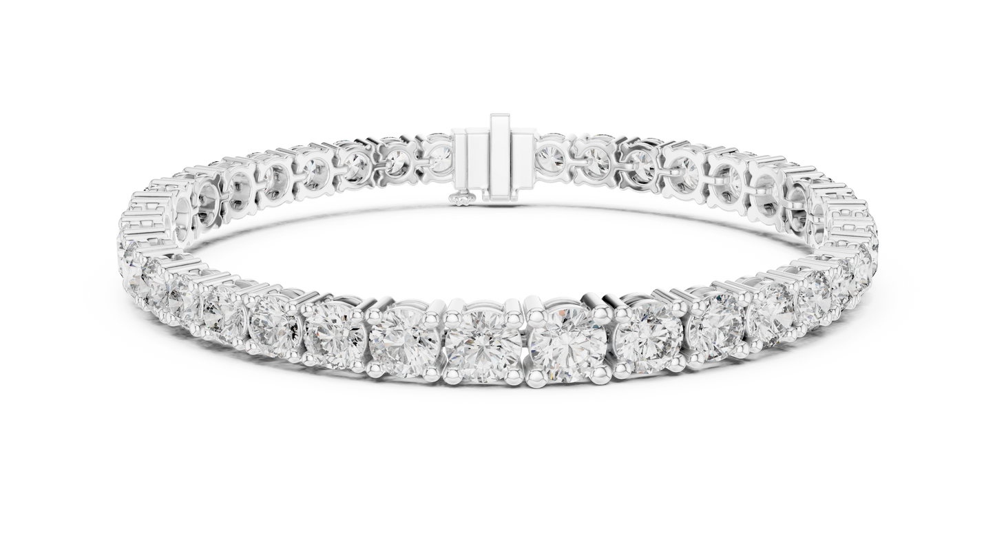 Graduated Round Brilliant Lab Grown Diamond Tennis Bracelet in Yellow Gold