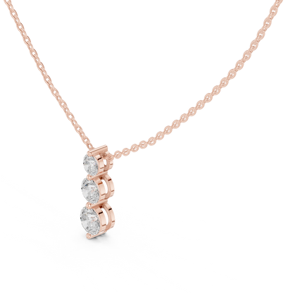 Three Stone Round Lab-Grown Diamond Solitaire Pendantin Rose Gold