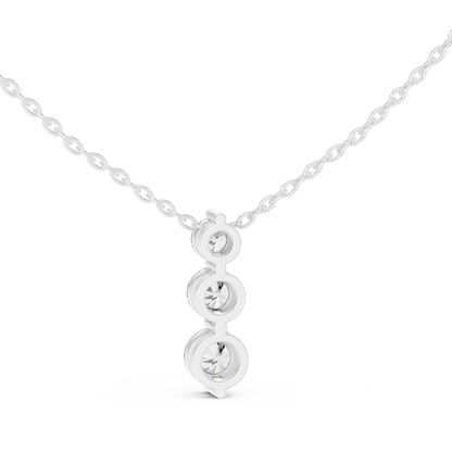 Three Stone Round Lab-Grown Diamond Solitaire Pendantin Rose Gold